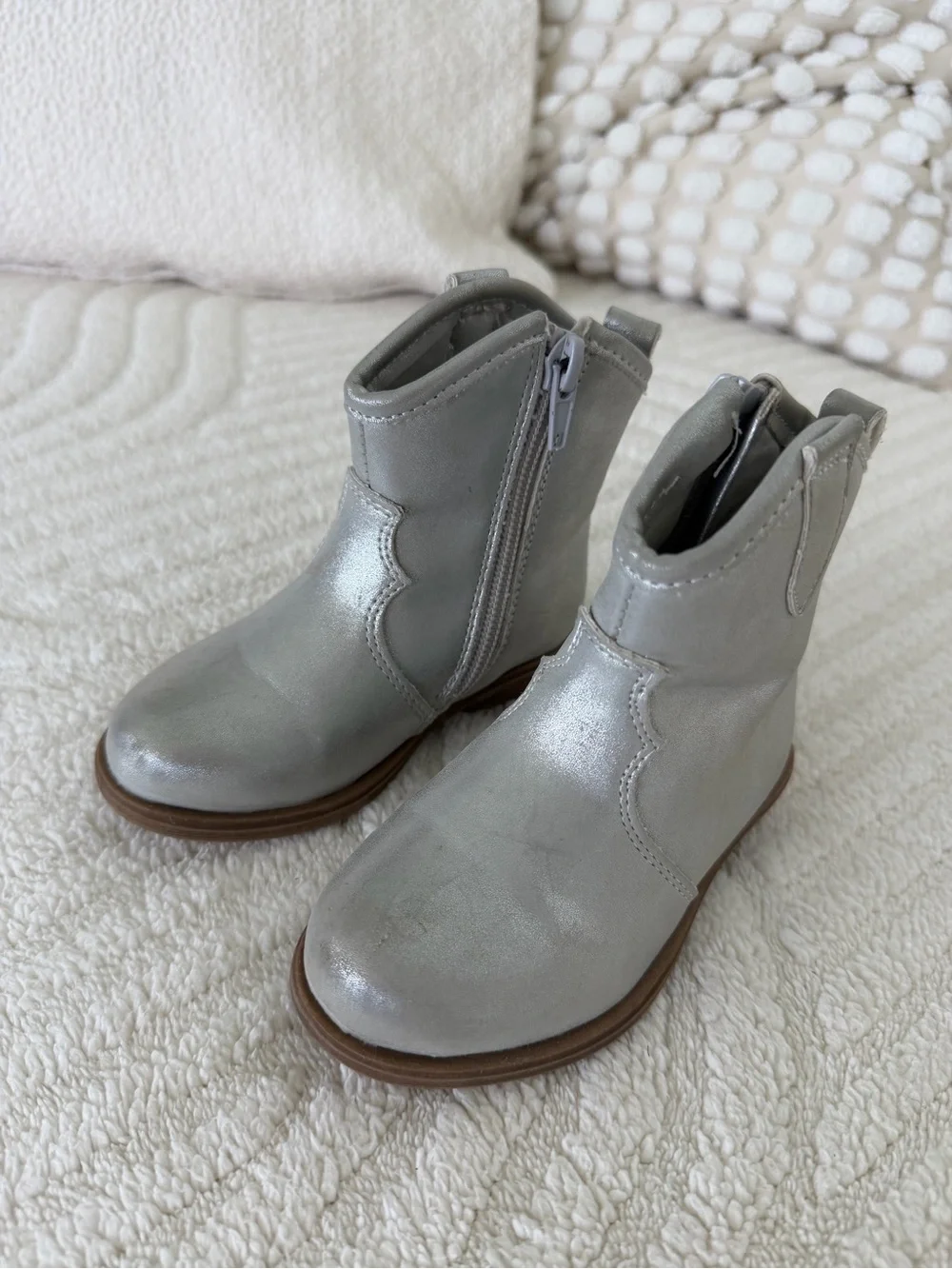 Metallic Silver Kids' Western Booties- size 5- Preloved